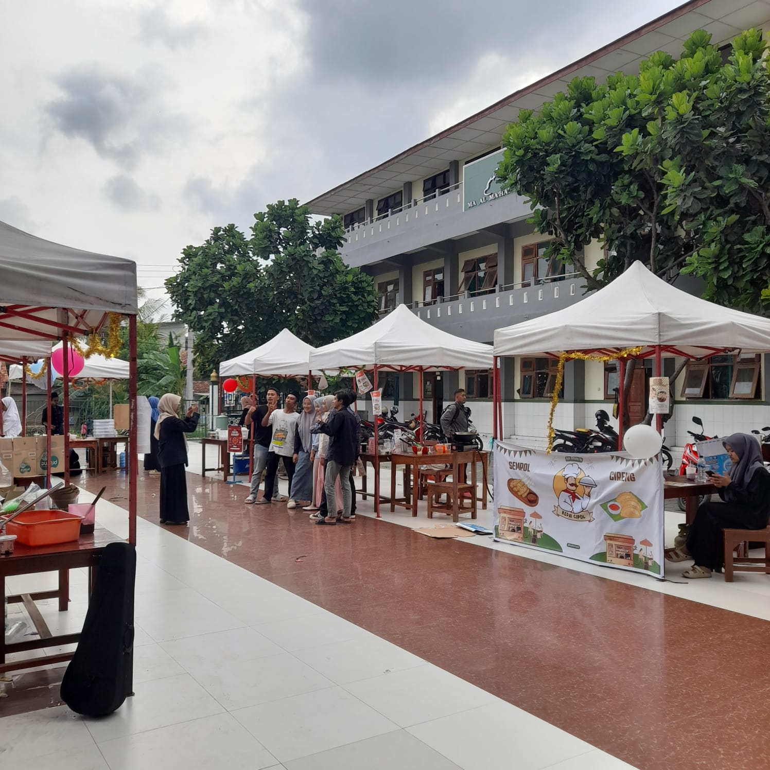 Gelar Festival Wirausaha, Mahasiswa Ushuluddin Promosikan Cipol hingga Goguma Latte